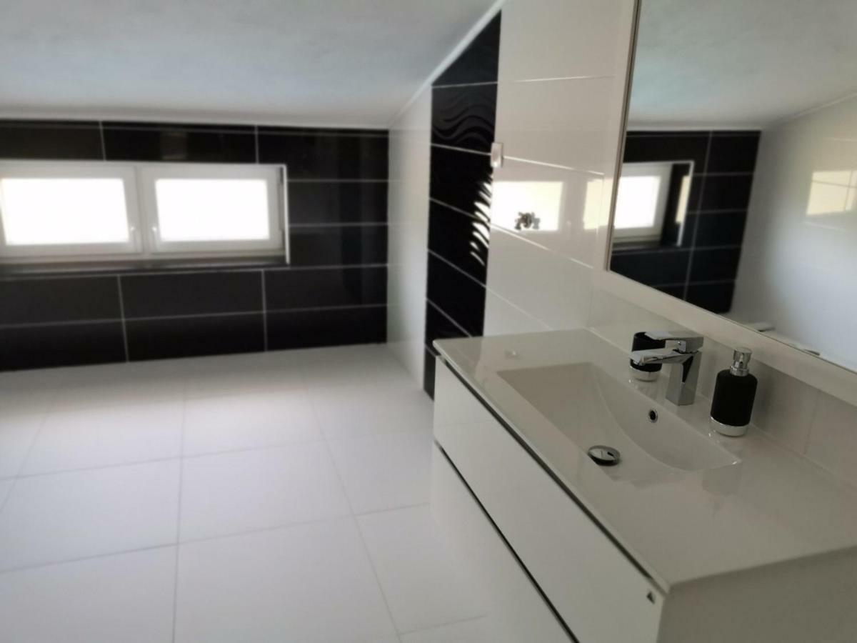 Zdenka Apartman