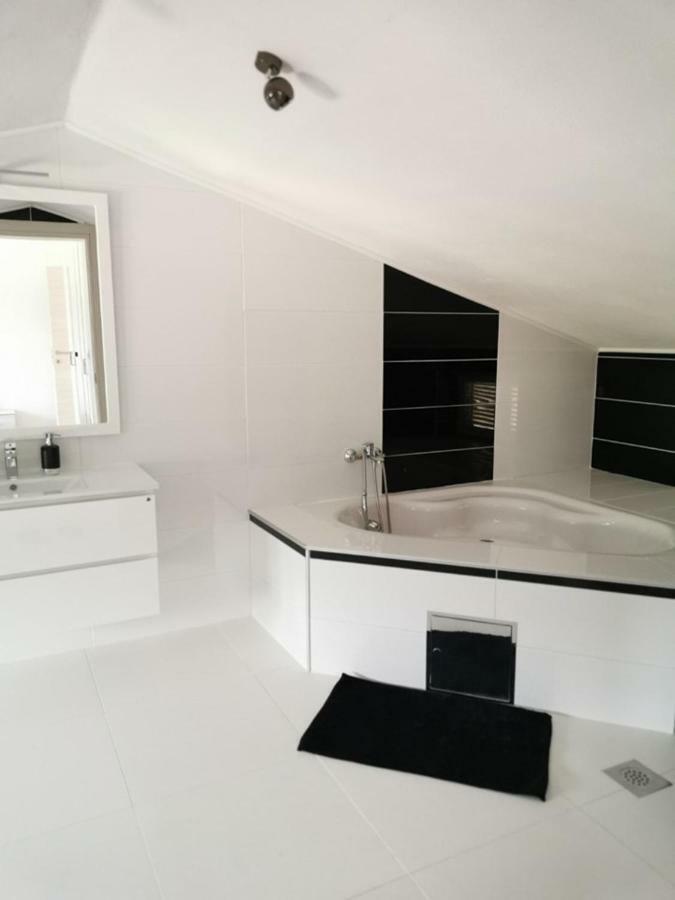 Zdenka Apartman *